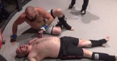 MMA Fighter Accidentally Poos Himself In The Middle Of A Fight