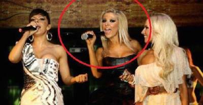 15 Of The Awesome And Funniest Fails Of Girls That Will Roll You On The Floor