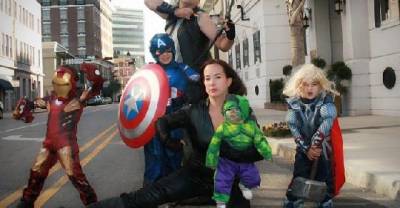 26 Parents Who Did Family Halloween Costumes Right.