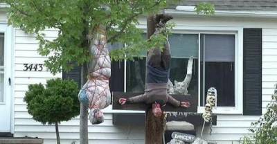 10 Halloween Displays That Shocked The World. #10 Looks So Real And Scary