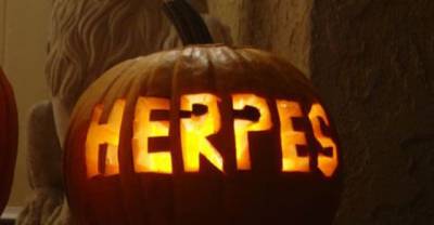 13 Terrible Jack-O-Lanterns That Are So Bad They Need To Be Smashed Before They Ruin Halloween!