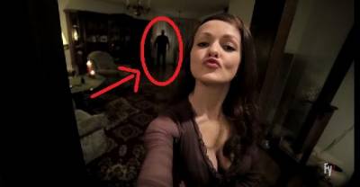 She Was Taking Selfies For Her Boyfriend When Something Strange Was Captured