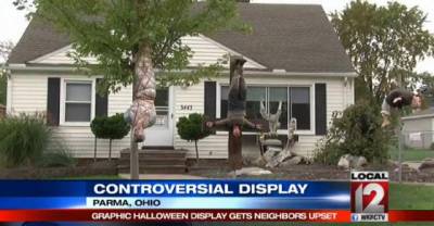Horrifying Halloween Lawn Decorations Will Scare The Hell Out Of You