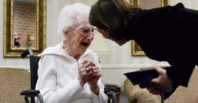 97-Year-Old Cries Tears Of Joy After She Finnaly Gets Her High School Diploma