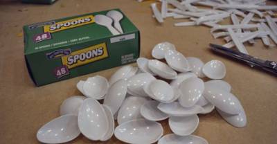 She Buys Plastic Spoons And Cuts Them In Half, Wait Till You See Why