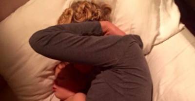 Mom Kisses Her Baby, Then Her Husband And Thinks She&rsquo;s Hiding It Well. But The Thing Is, He Knows...