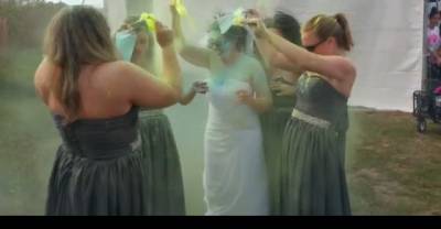 She Was Dumped Right Before Her Wedding, So She Did Something Awesome With Her Dress