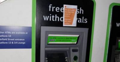 Can You Spot The Scamming Device Attached To This Cashpoint?