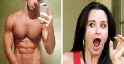 Dude Ruins Family Dinner By Accidentally Sending Naughty Pics To His Gf&rsquo;s Sister