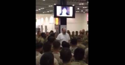 400 Soldiers Were Stranded At An Airport, But No One Expected The Man In The White To Do THIS
