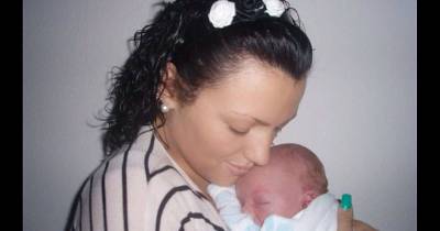 OMG! 16-Year-Old Girl Gave Birth To A Baby In Bathroom And She Had No Clue About Pregnancy