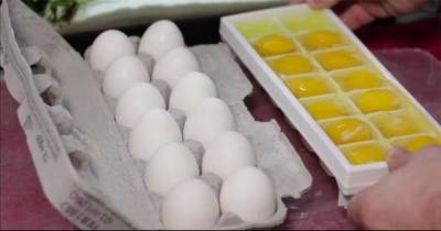 WTF? He Cracks An Egg Into An Ice Tray For This Awesome Hack