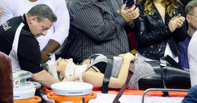 Omg! Pro Golfer&rsquo;s Wife Leaves On Stretcher After Lebron James Crashes Into Her