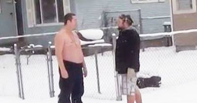 Package Thief Caught Red Handed Then Forced To Return Package By Shirtless Hero