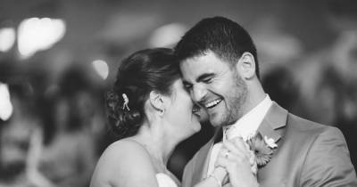 Is Your Relationship A Highly Cherished One? These 10 Signs Will Tell You
