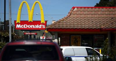 250 People 'Pay It Forward' At A Florida McDonald's Drive-Thru