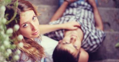8 Adorable Things Girls Do Unintentionally That Make Their Boyfriends Go Crazy