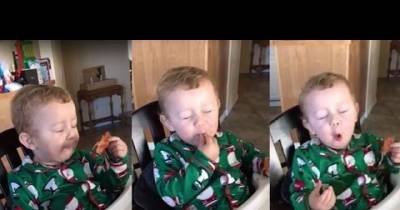 Baby Filmed By Parents As He Tastes Bacon For The First Time - His Reaction Is Amazing