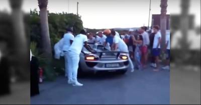Porsche Fail: This Rich Guy Shows Off And Gets What He Deserves! LOL