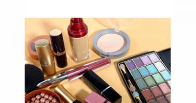 Makeup: How Long Do Your Favorite Products Really Last!