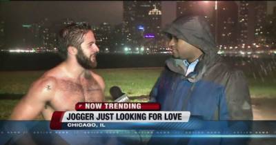 Shirtless Chicago Jogger, Your New Viral Star