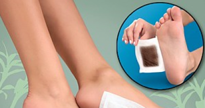 You Should Attach A Pad To Your Feet Overnight. You'll Never Guess Why!