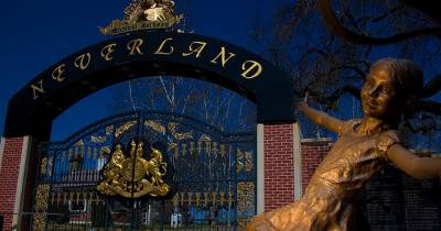 Friends Broke Into Michael Jackson's Old Home, And What They Found Is The Last Thing They Expected.