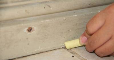From Keeping Ants Away To Getting Out Pesky Grease Stains, Here Are 11 Creative And Practical Uses For Sidewalk Chalk