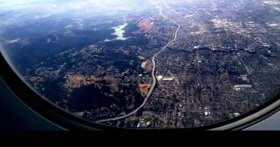 Airplane Windows Are Always Round, And Never Square. Do You Know Why?