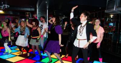 Awesome Dance Moves From The &rsquo;80s