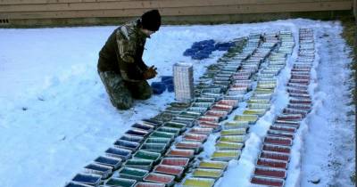 As Everyone Was Hiding Away From The Cold, He Poured Water In Bread Tins. His Idea Is Brilliant.