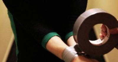 CIA Agent Demonstrates How To Break Free If Your Hands Are Bound With Duct Tape