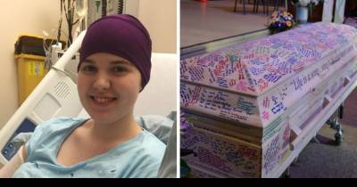 A Cancer Victim's High School Friends Signed Her Casket Like a Yearbook