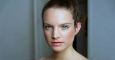 This 18-year-old Girl Made Drastic Changes To Herself In Order Become A Model. Now She Is Speaking Out