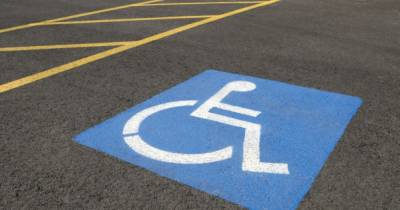 Woman DESTROYS The Person Who Left THIS Note For Parking In A Disabled Spot