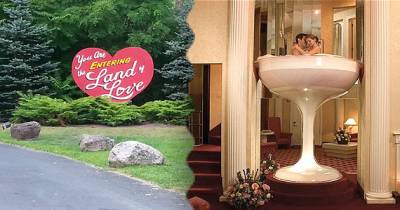 You Could Spend Your Romantic Getaway In A 7-foot Champagne Glass Bath ... Or Not