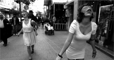 People Reveal The Most Messed Up Things They&rsquo;ve Walked In On