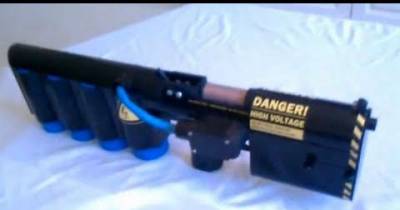 This Scientist Built A Portable Rail Gun Right Out Of His Backyard