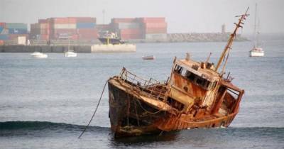 Stunning Yet Haunting Images Of Abandoned Ships