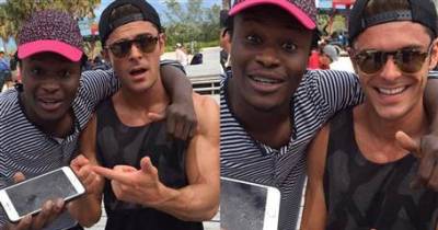 A Fan Was So Excited To See Zac Efron He Dropped And Broke His Phone. Then Zac Did The Nicest Thing.