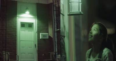 Homeowners Across America Are Installing Green House Lights And This Is The Reason Why