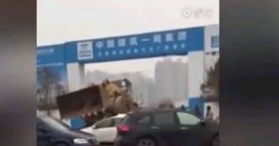 This Is Why You Should Never 'Illegally' Park Your Car In Front Of A Construction Site