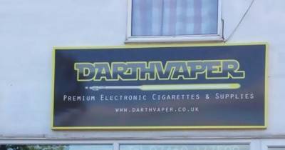 10 Store Owners Who Think That The Best Way To Attract Customers Is Being Punny