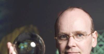 The Man Who Predicted Text Messaging 25 Years Ago Has Some New Predictions And They're Amazing