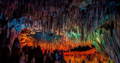 10 Awesome Caves To Visit In The USA