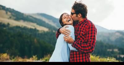 7 Definite Signs Your Man Truly Loves you
