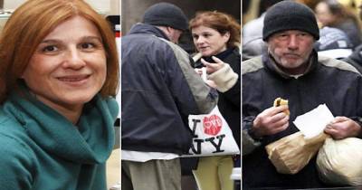 New York Tourist Gives A Homeless Man Her Leftover Pizza Only To Find Out He Was Someone She Never Expected