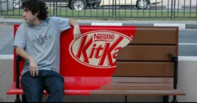 When The Advertisers Deserved A Round Of Applause For Their Genius.