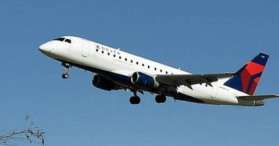 A Dude Denied A Beer On A Flight Threw A Fit So Bad They Had To Divert The Whole Plane