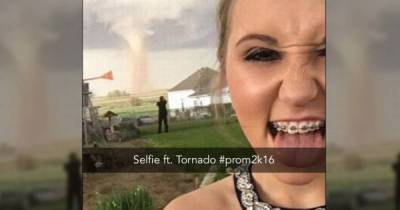 Selfie Fails That Will Make You Worry About The Future Of Our World